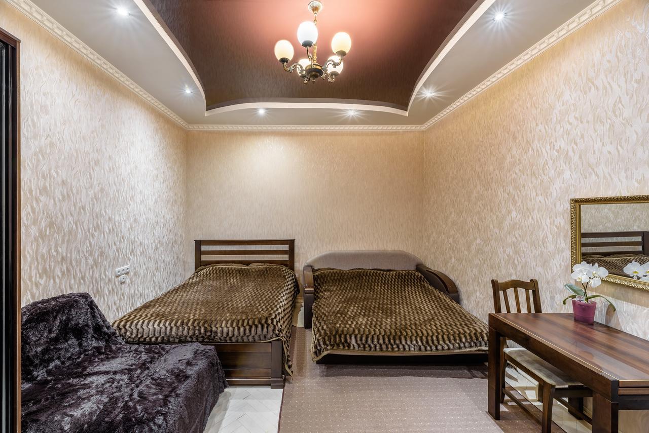 Stepana Bandery Str. 19 Apartment Lviv Exterior photo